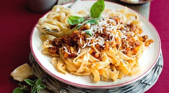 Tagliatelle Bolognese auf klassische Art aus dem Thermomix® – Foto: Ira Leoni