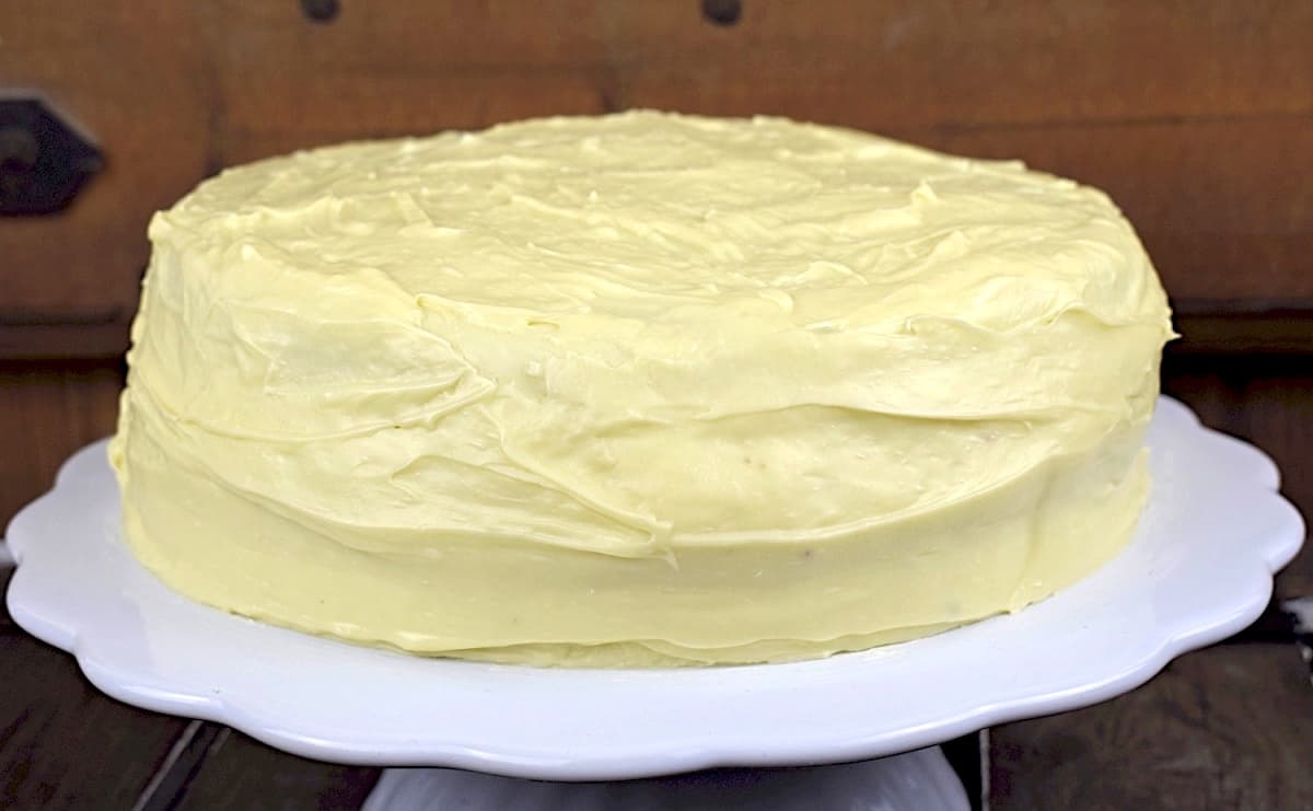 Carrot Cake mit weißer Zitronen-Schokolade Thermomix® – Foto: Nicole Stroschein