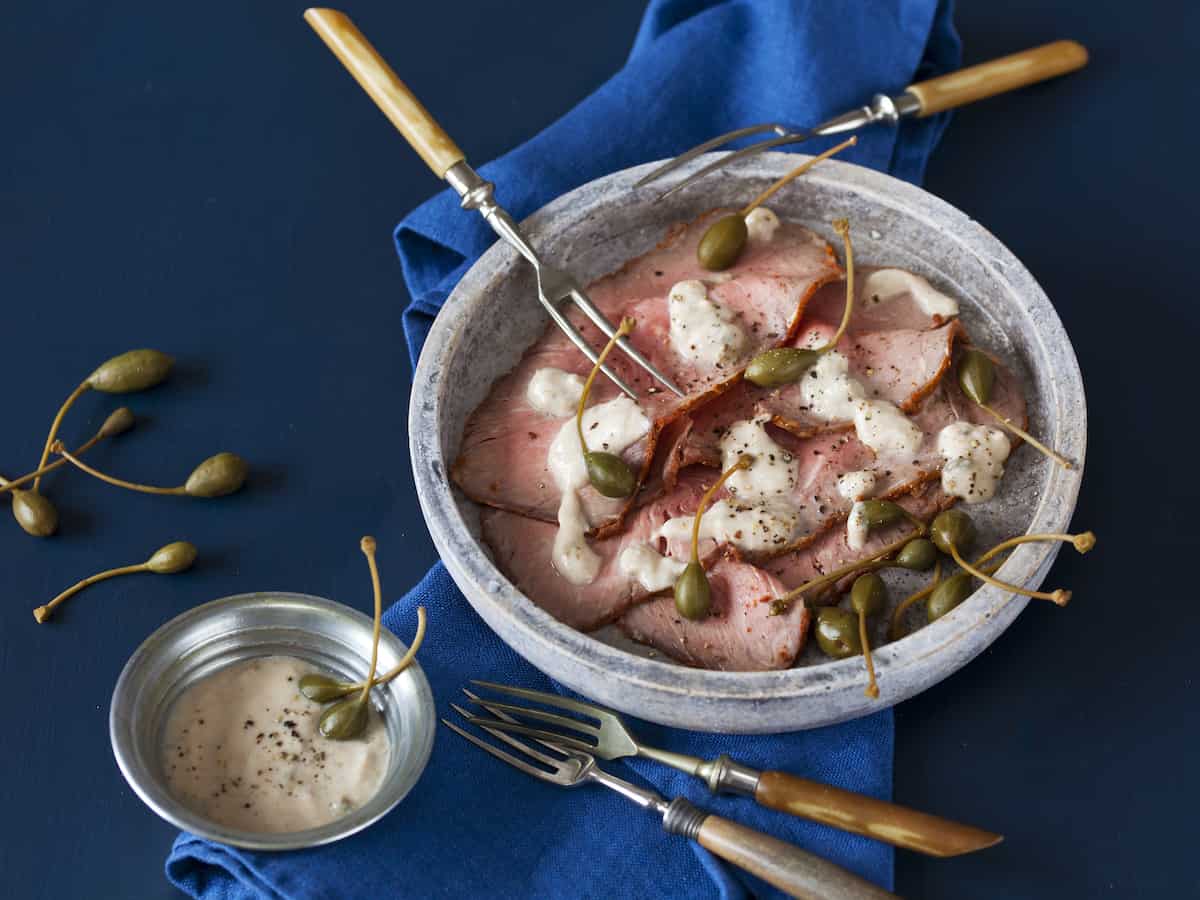 Feines Vitello tonnato mit Roastbeef