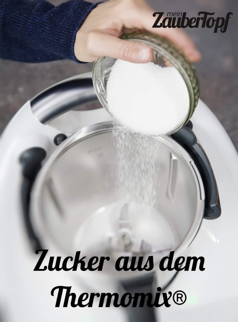 Zucker in den Mixtopf kippen - Foto: Kathrin Knoll