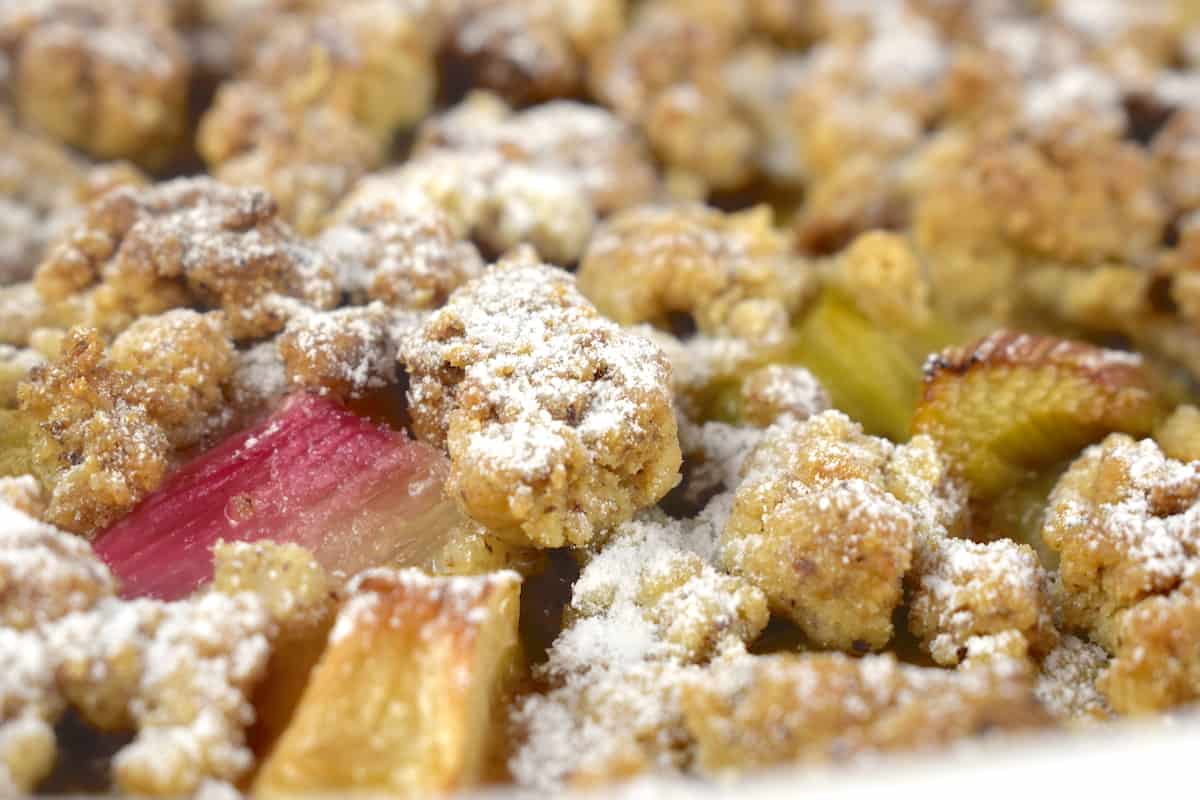 Rhabarbercrumble mit Apfel - Rezept für den Thermomix®