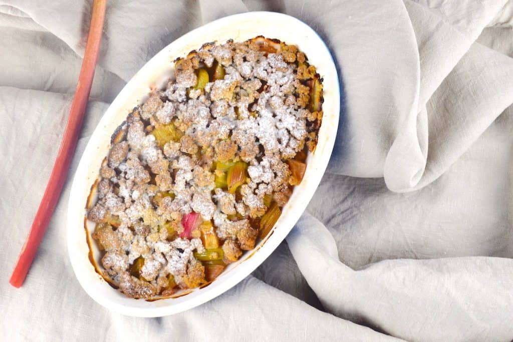 Rhabarbercrumble mit Apfel - Rezept für den Thermomix®