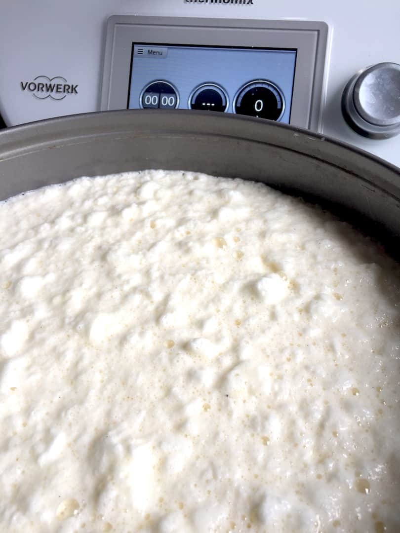 Magic Cake aus dem Thermomix® vor dem Backen – Foto: Nicole Stroschein