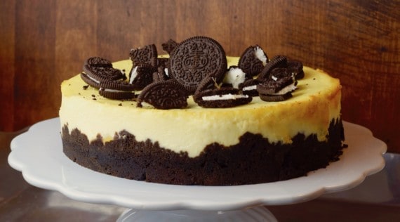 Oreo-Cheesecake mit Pfirsichen aus dem Thermomix® – Foto: Nicole Stroschein