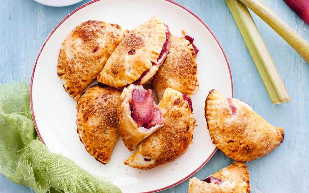 Rhabarberteilchen mit Marzipan