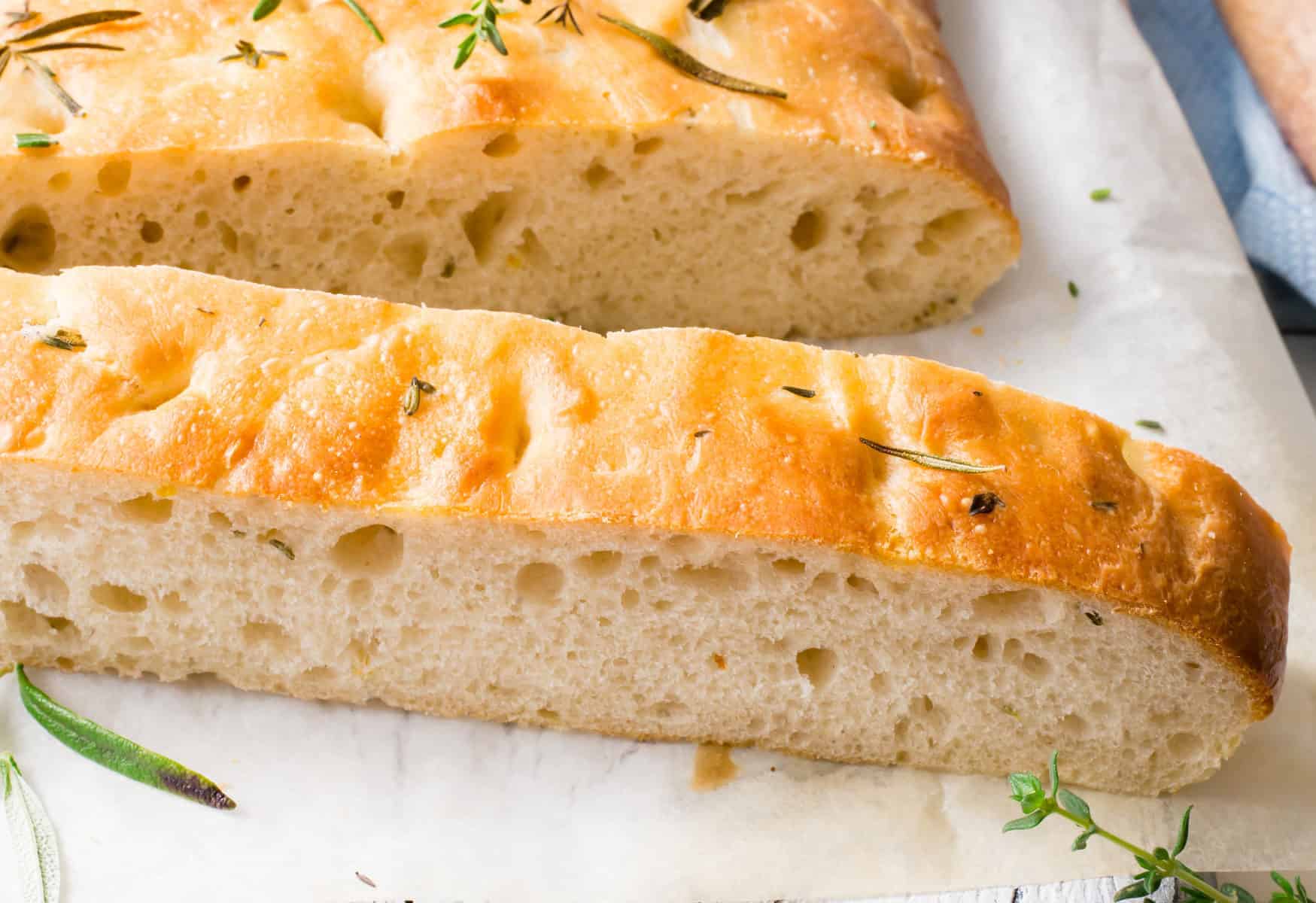 Rosmarin-Zitronen-Focaccia aus dem Thermomix® – Foto: Sophia Handschuh