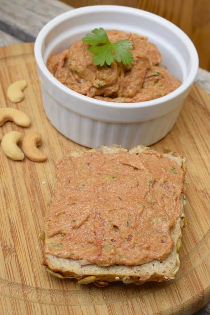 Veganer Brotaufstrich mit Cashew-Kernen - mein ZauberTopf