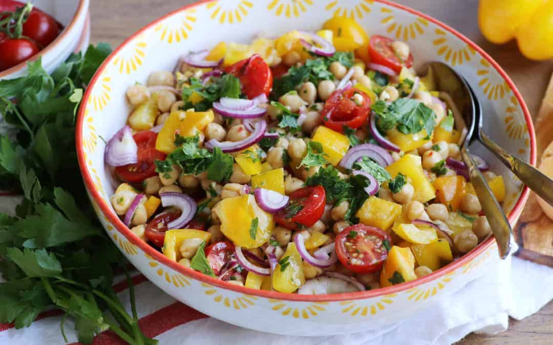 Farbenfroher Kichererbsen-Salat
