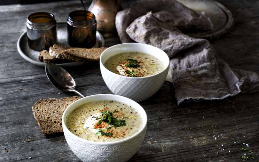 Käse-Lauch-Suppe mit Hackfleisch