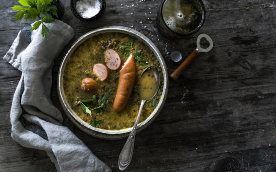 Linsensuppe mit Bockwurst