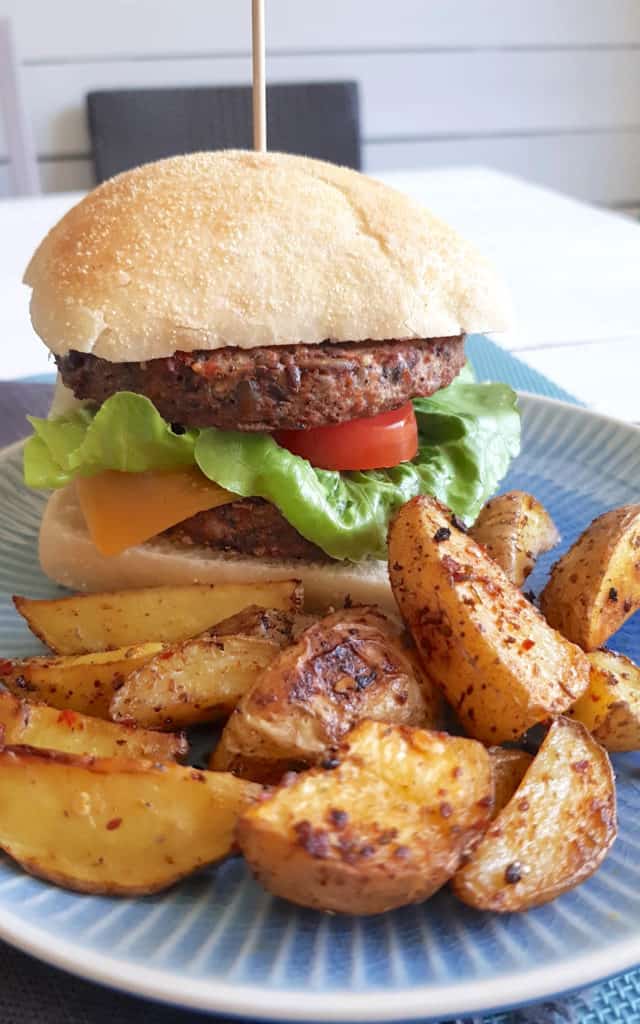 Burger-Patties aus Bohnen gelingen garantiert im Thermomix® - Foto: Nicole Stroschein