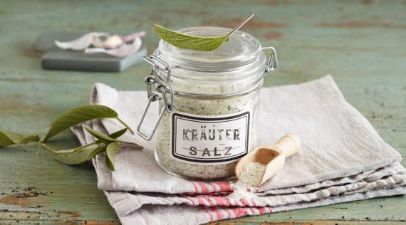 Kräutersalz aus dem Thermomix® - Foto: Stockfood