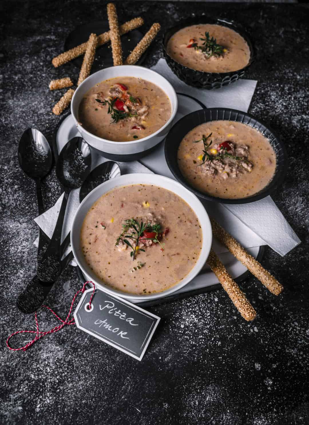 Würzige Pizza-Suppe – Rezept für den Thermomix®