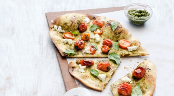 Pestopizza mit dem Thermomix® – Foto: shutterstock