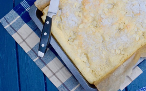 Megafluffiger Butterkuchen mit Hefeteig