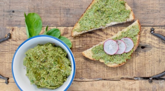 Veganes Pesto mit Feldsalat aus dem Thermomix® – Foto: Nicole Stroschein