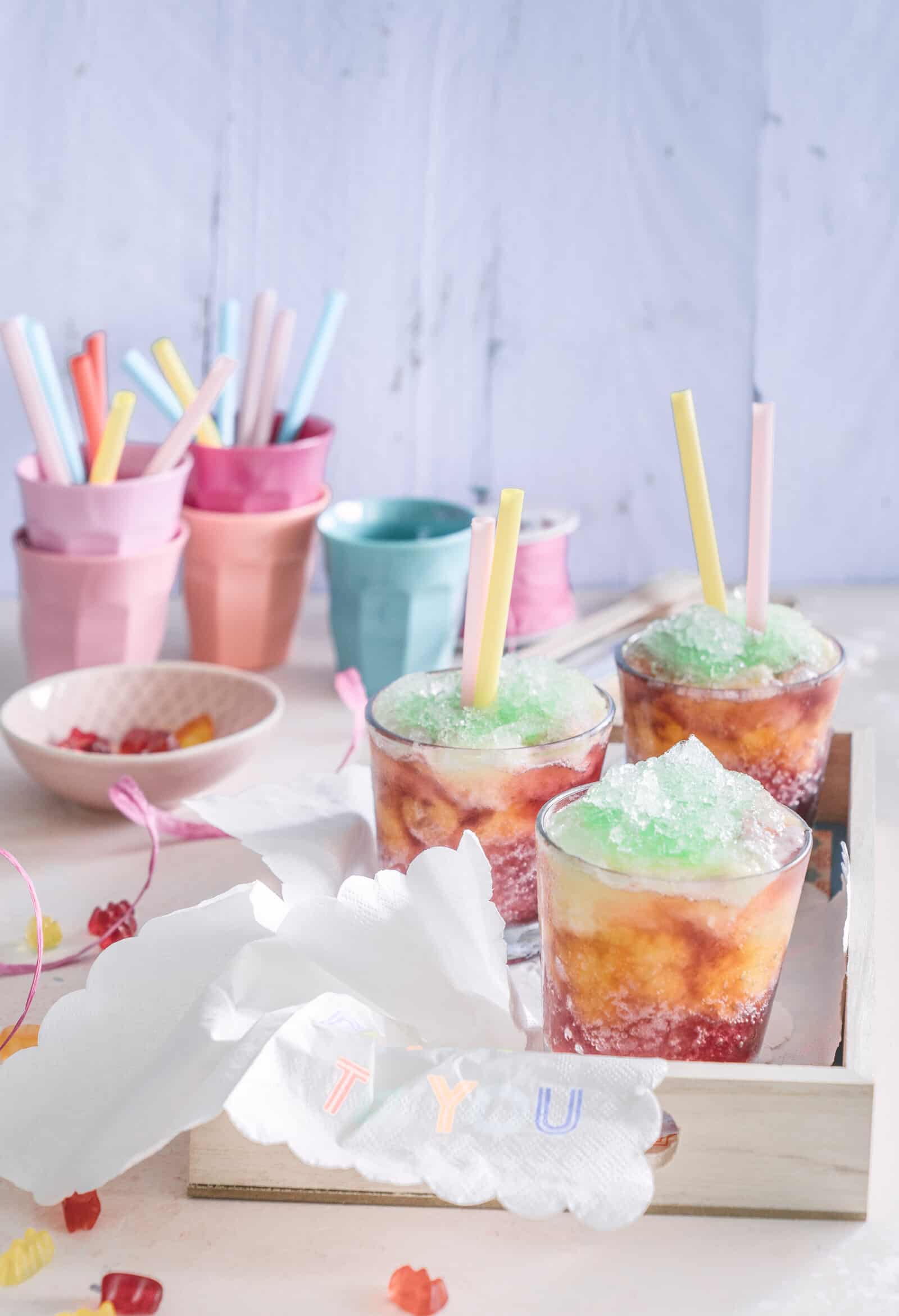 Bunter Regenbogen- Slushie mit dem Thermomix® – Foto: Tina Bumann