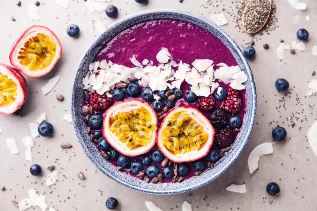 Smoothie-Bowl mit dem Thermomix® – Foto: gettyimages / nerudol