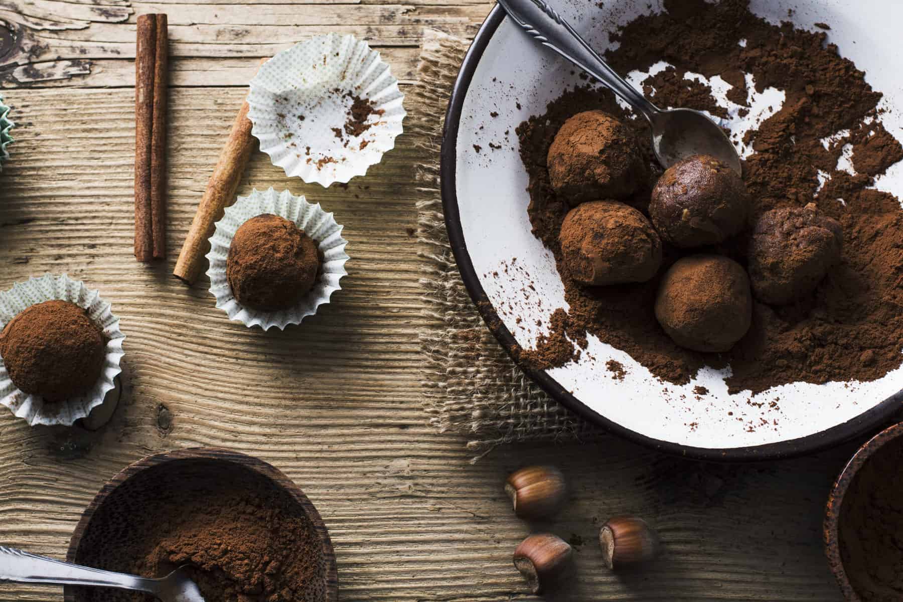 Klassische Rumkugeln aus dem Thermomix® - Foto: anjichica7/gettyimages