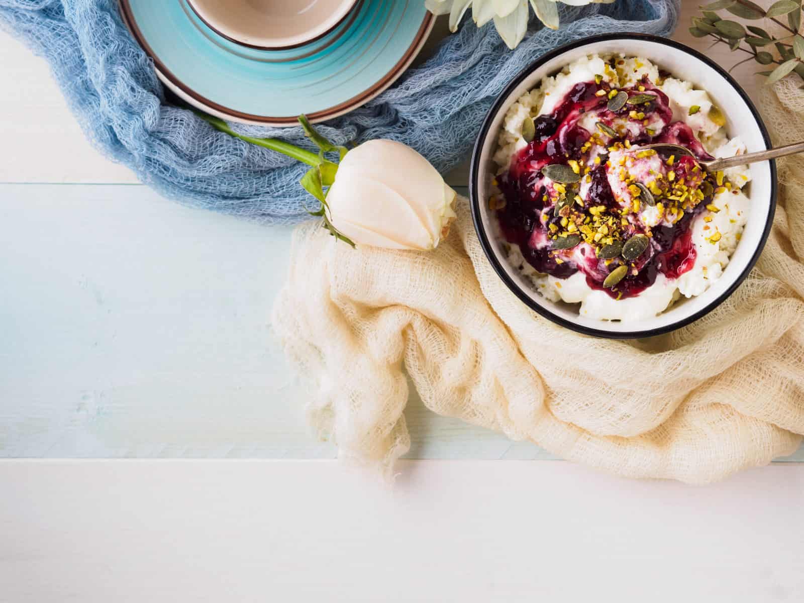 Achtsamkeits-Breakfast-Bowl mit dem Thermomix® – Foto: Gettyimages / tenkende