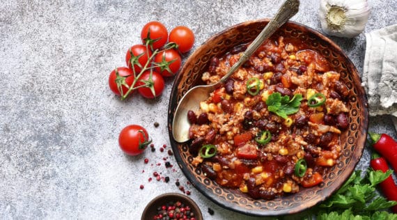 Low Carb Chili con Carne mit dem Thermomix® – Foto: gettyimages / Lilechka75