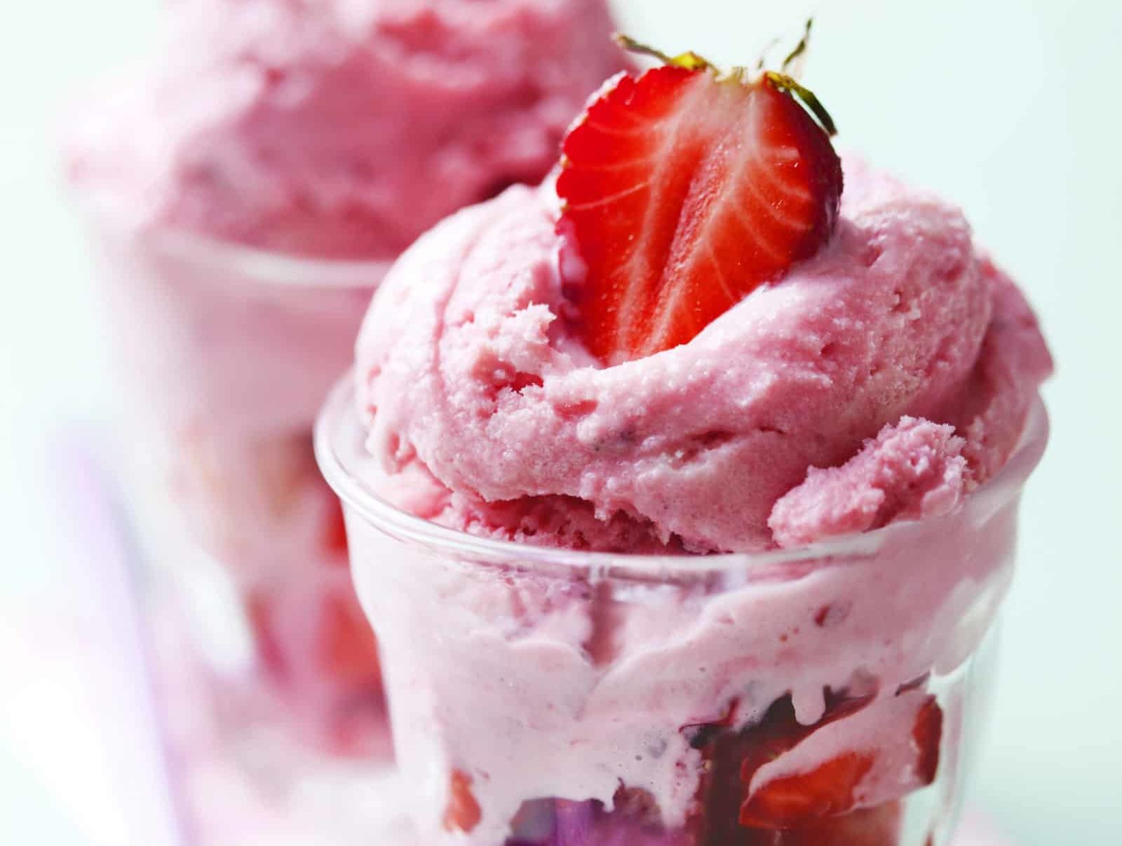 Erdbeer-Eis mit dem Thermomix® – Foto: Shutterstock.com/Liv friis-larsen