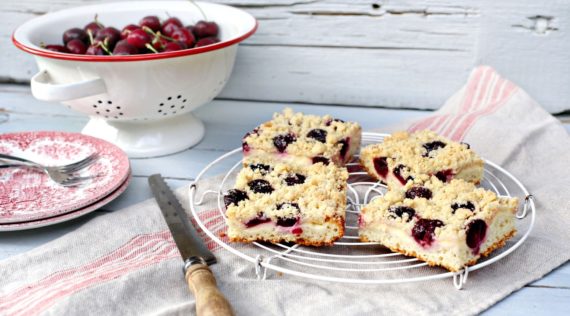 Kirschkuchen mit Streuseln mit dem Thermomix® – Foto: Alexandra Panella