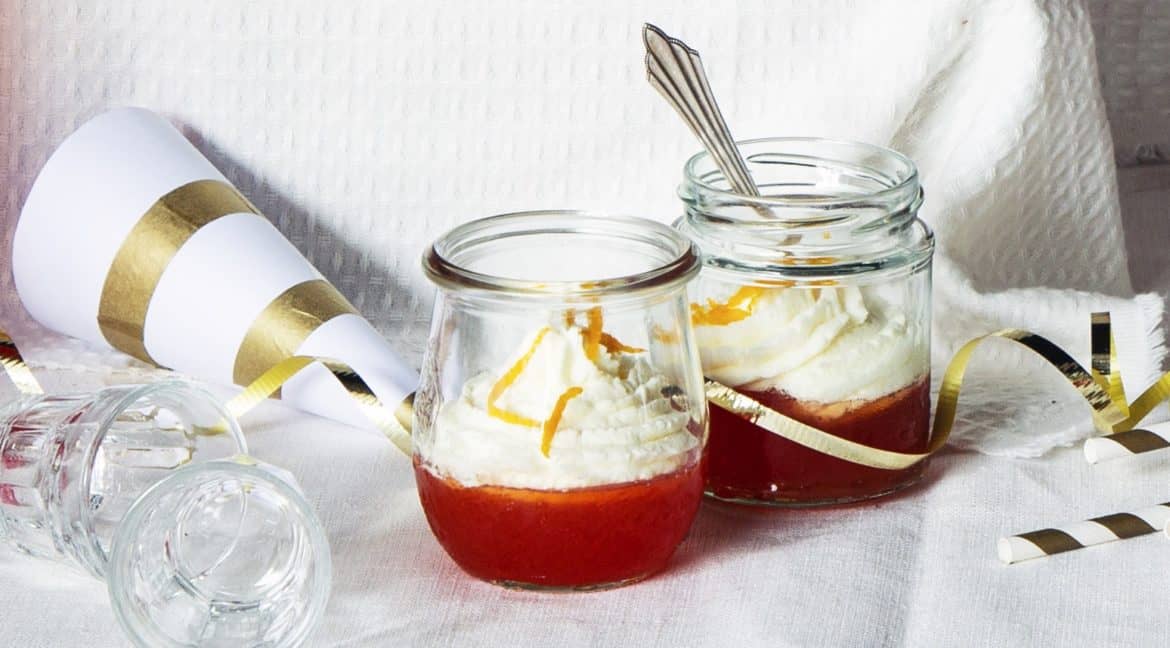 Aperol-Gelee mit weißer Schokoladenmousse