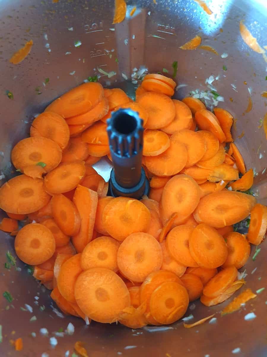 Pefekte Karottenscheiben im Cookit – Foto: Nicole Stroschein