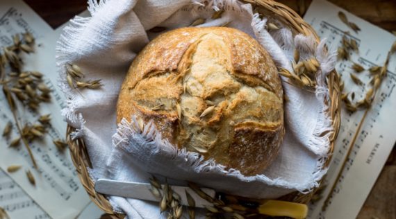 Joghurtkruste mit dem Thermomix® – Foto: Monika Grabkowska/Unsplash