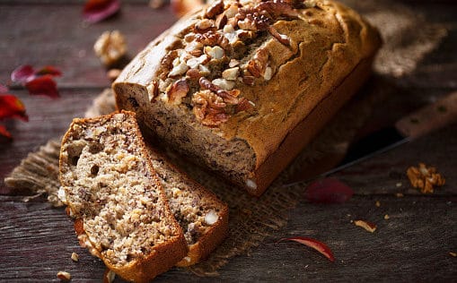 Frühstücksbrot mit Quark und Nüssen mit dem Thermomix® - Foto: Getty Images/iStock/Getty Images Plus/asab974