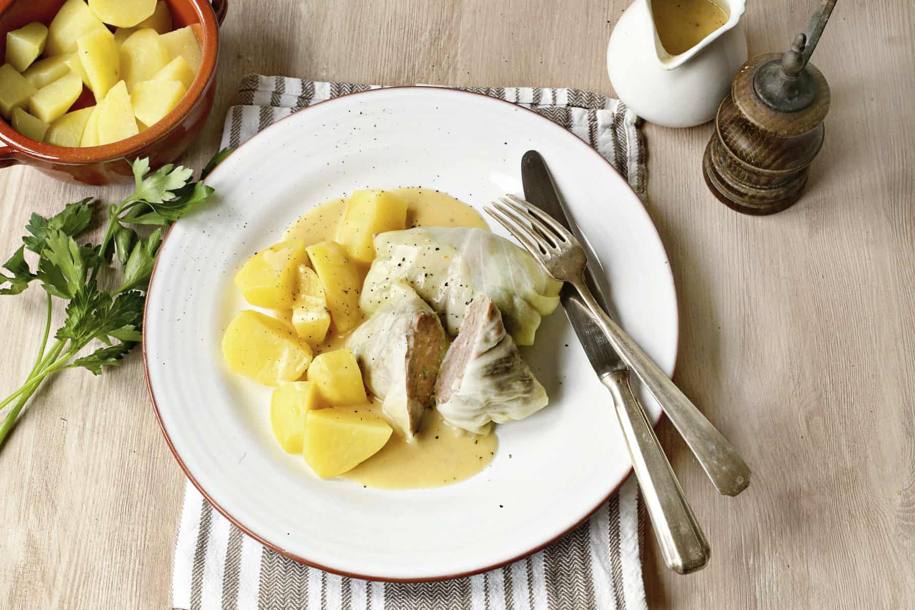 Kohlrouladen mit Salzkartoffeln aus dem Thermomix® – Foto: Alexandra Panella