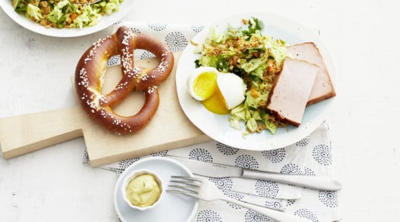 Krautsalat mit Leberkäse mit dem Thermomix® - Foto: Foto: Jorma Gottwald