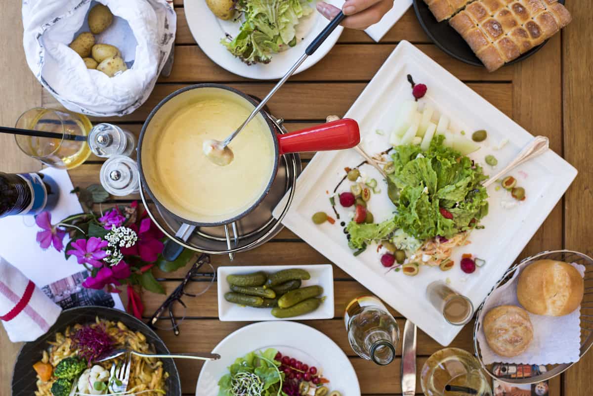 Das perfekte Käsefondue mit dem Thermomix® – Foto: gettyimages / laurenepbath