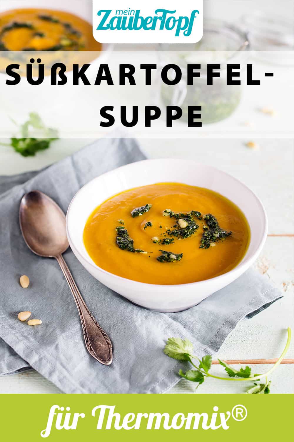 Süßkartoffelsuppe mit grünem Pesto aus dem Thermomix® - Foto: Anna Gieseler