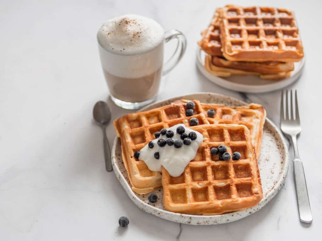 Low Carb Waffeln mit Quark mit dem Thermomix® – Foto: gettyimages | Fascinadora