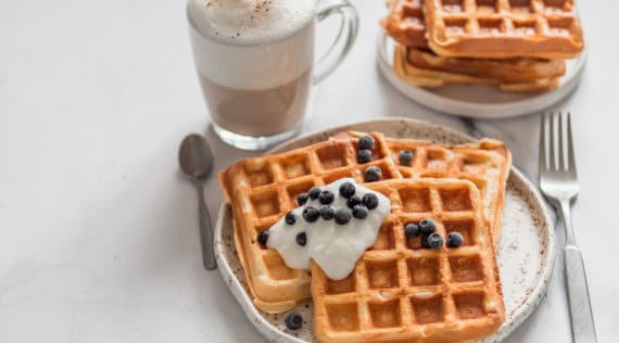 Low Carb Waffeln mit Quark mit dem Thermomix® – Foto: gettyimages | Fascinadora