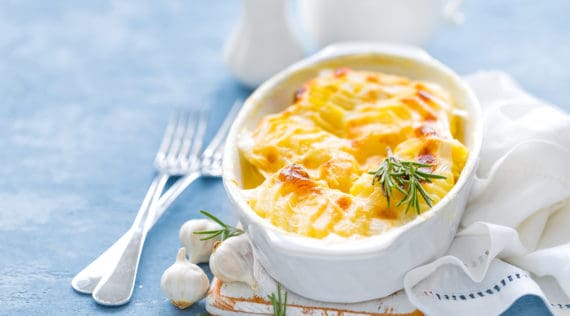 Kartoffelgratin mit dem Thermomix® - Foto: YelenaYemchuk/gettyimages