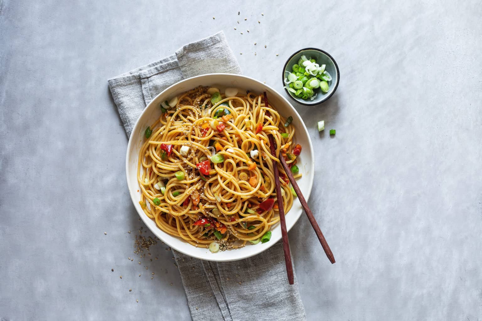 Asiatischer Spaghettisalat