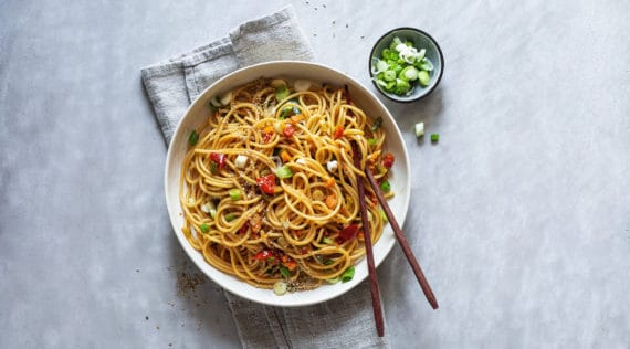 Asiatischer Spaghettisalat mit dem Thermomix® - Foto: Anna Gieseler