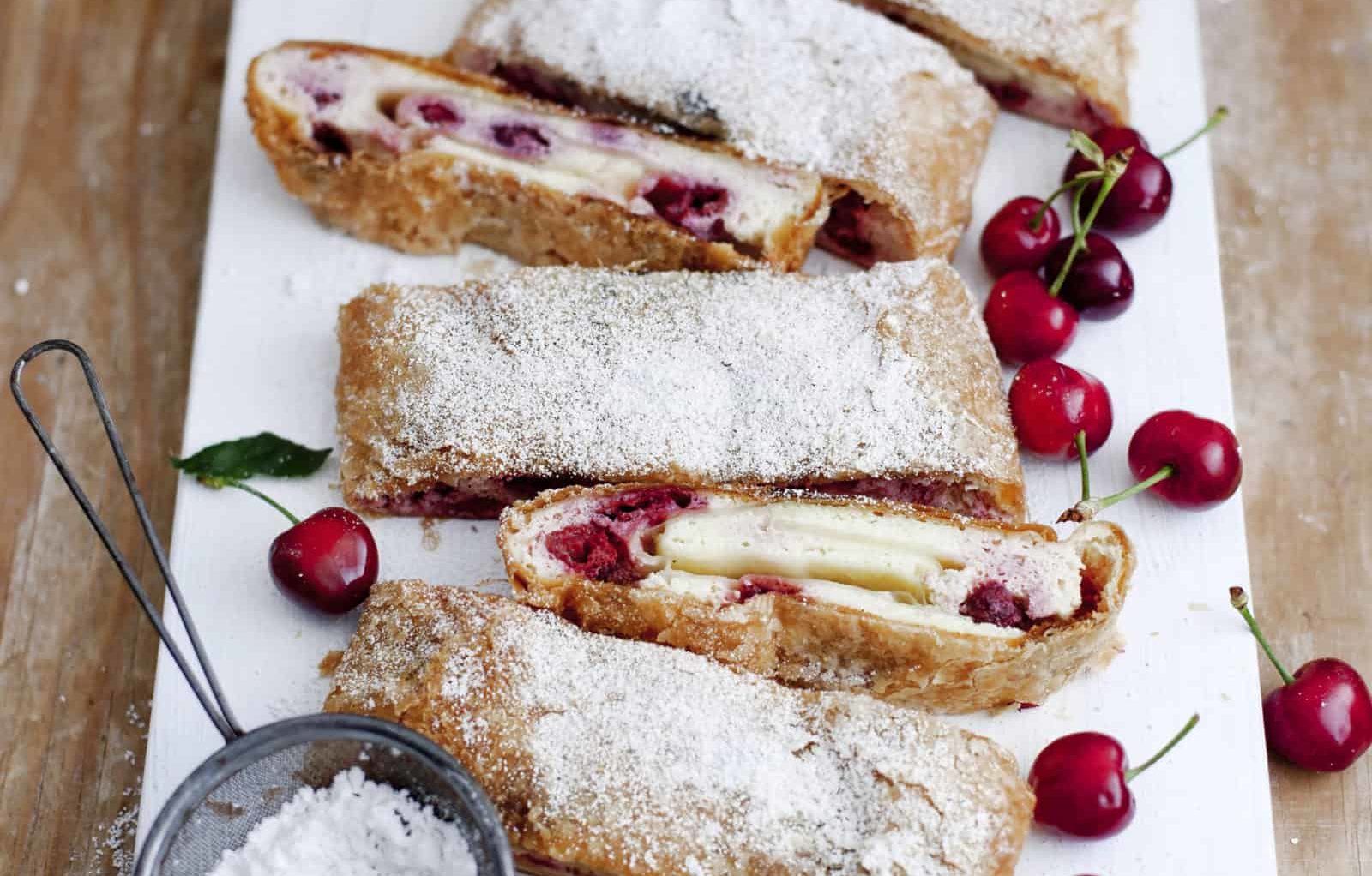 Quarkstrudel mit Kirschen – Rezept für den Thermomix®