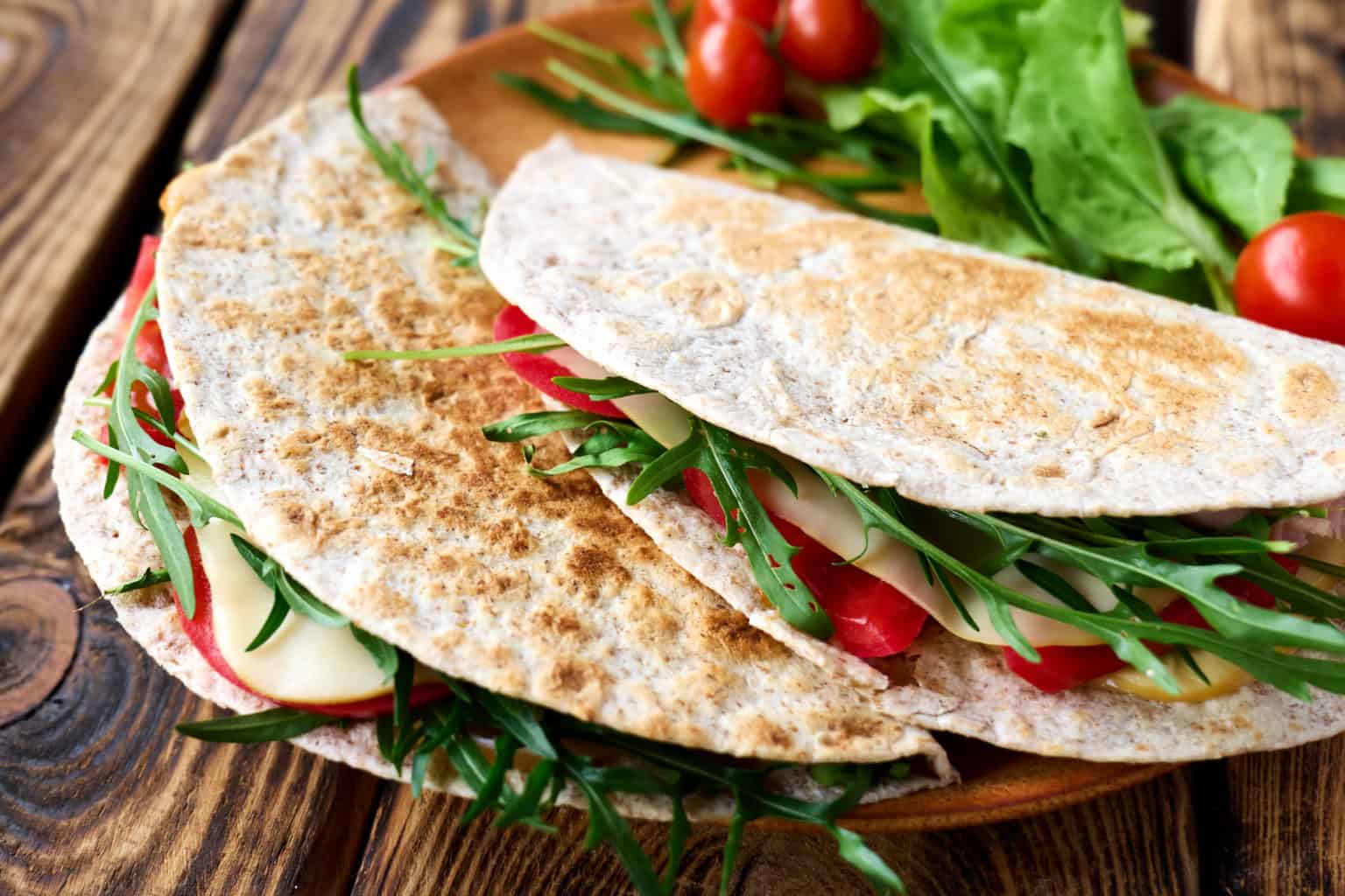 Tortilla-Sandwich Tomate-Mozzarella