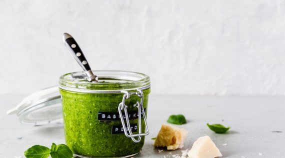 Basilikumpesto mit dem Thermomix® – Foto: Désirée Peikert