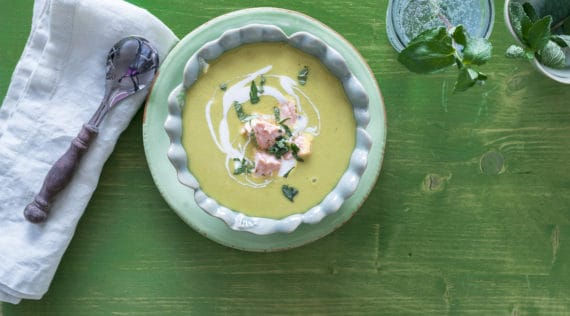 Erbsensuppe mit Lachs aus dem Thermomix® - Foto: Tina Bumann