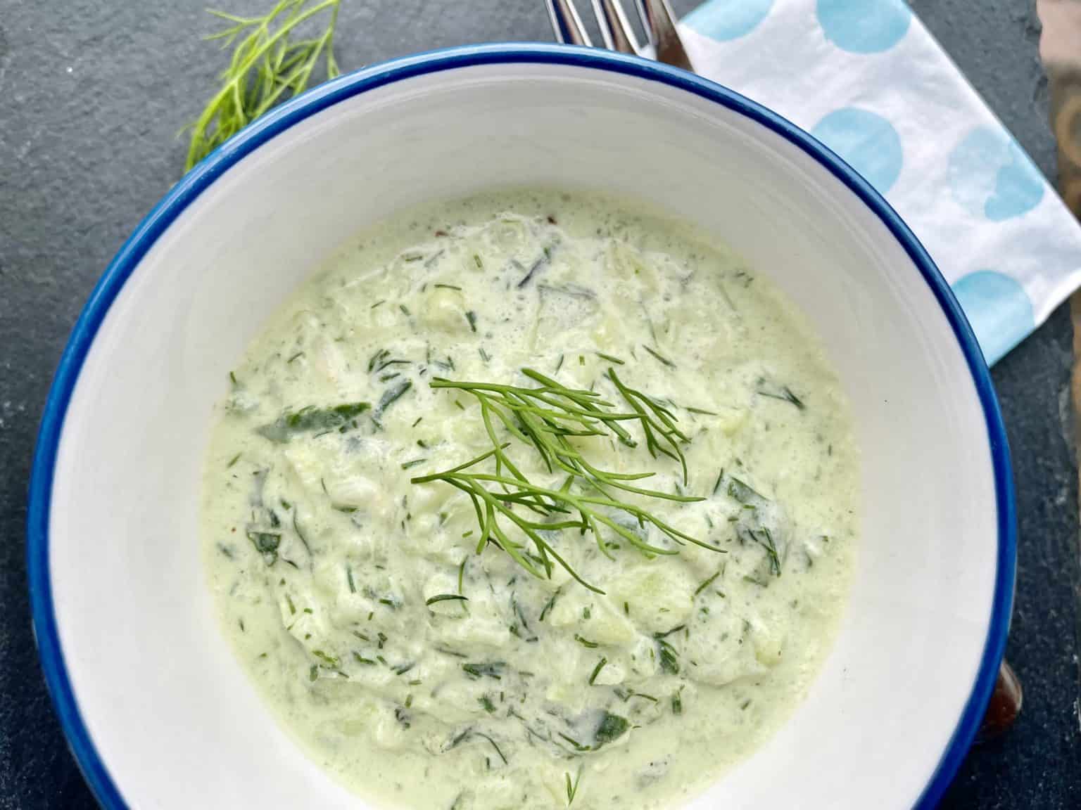 Gurkensalat mit Senf-Dill-Soße