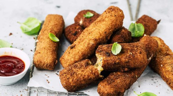 Käsesticks mit dem Thermomix® – Foto: StockFood / Schall, Ewgenija