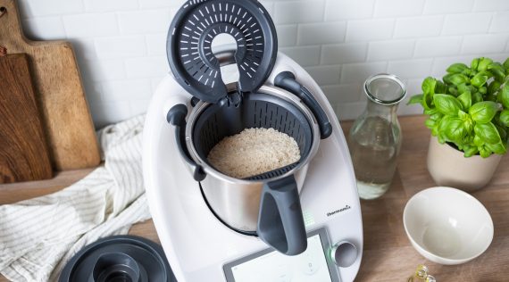 Thermomix Reis Kochen Und Gemüse Gleichzeitig Perfekt Reis kochen – Rezept für den Thermomix®