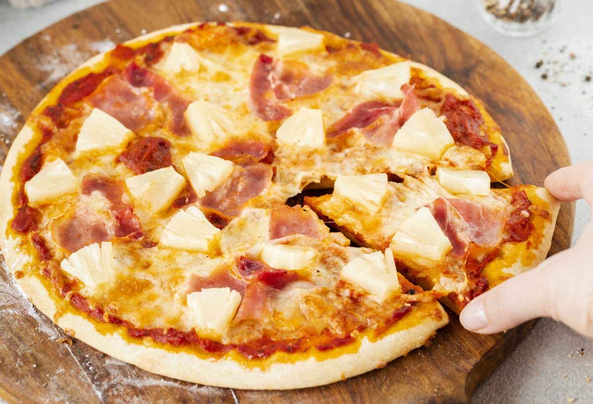 Pizza Hawaii mit dem Thermomix® – Foto: Kathrin Knoll