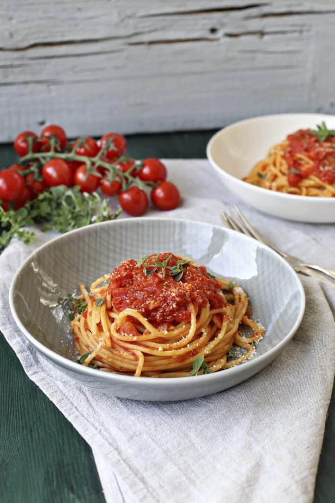 Nudeln mit Tomatensoße – Rezept für den Thermomix®