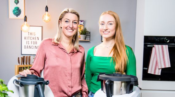 Der Thermomix® und der Monsieur Cuisine im Vergleich